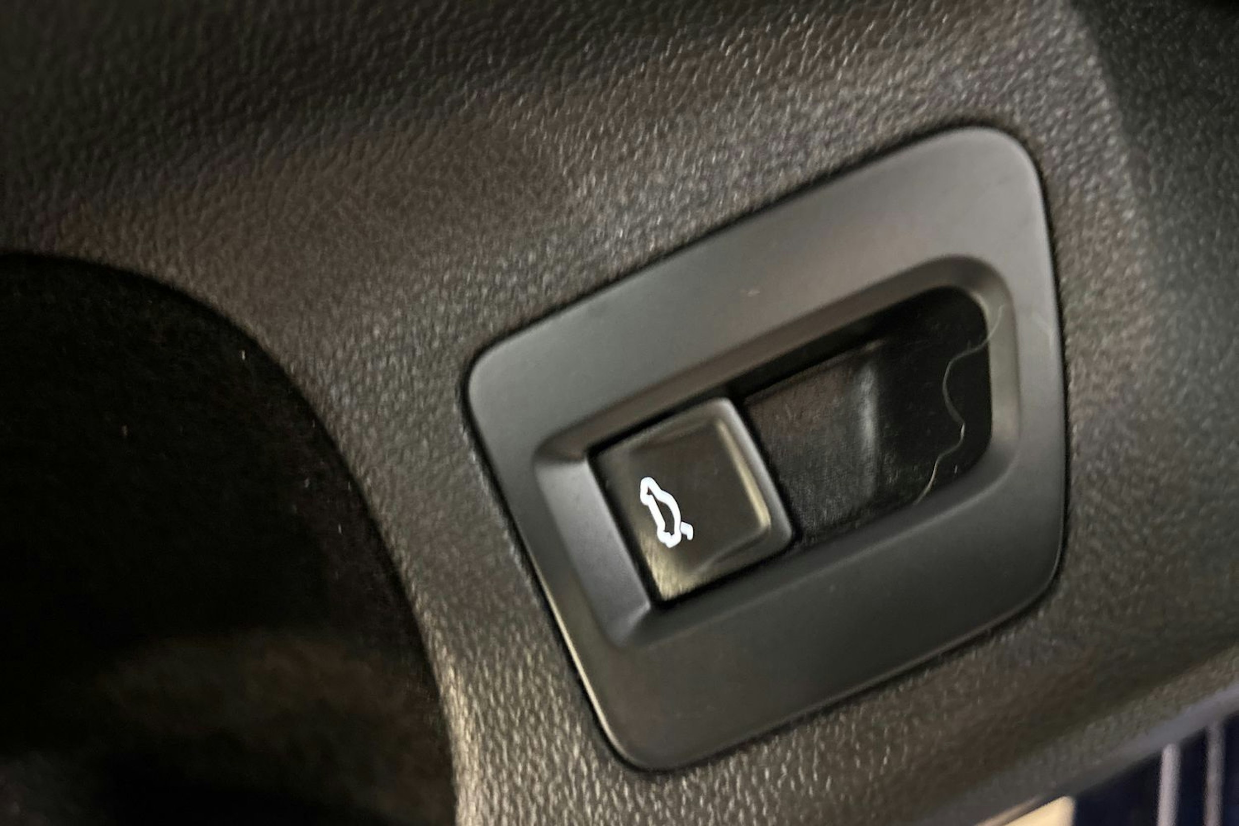 sininen Volkswagen Arteon 2018 kuva 26.