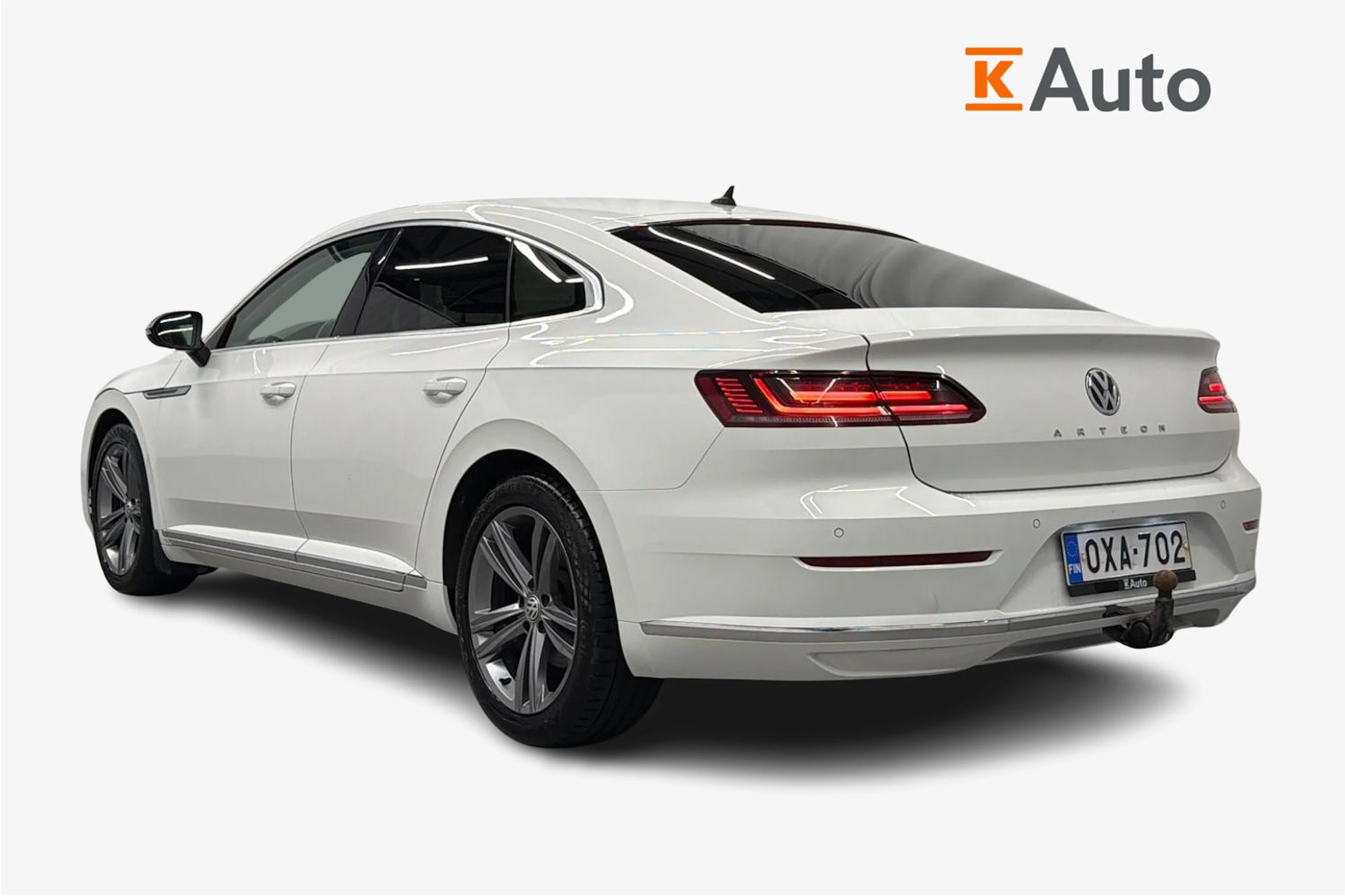 valkoinen Volkswagen Arteon 2018 kuva 2.
