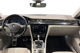 valkoinen Volkswagen Arteon 2018 kuva 7.
