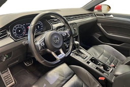 punainen Volkswagen Arteon 2018 kuva 7.