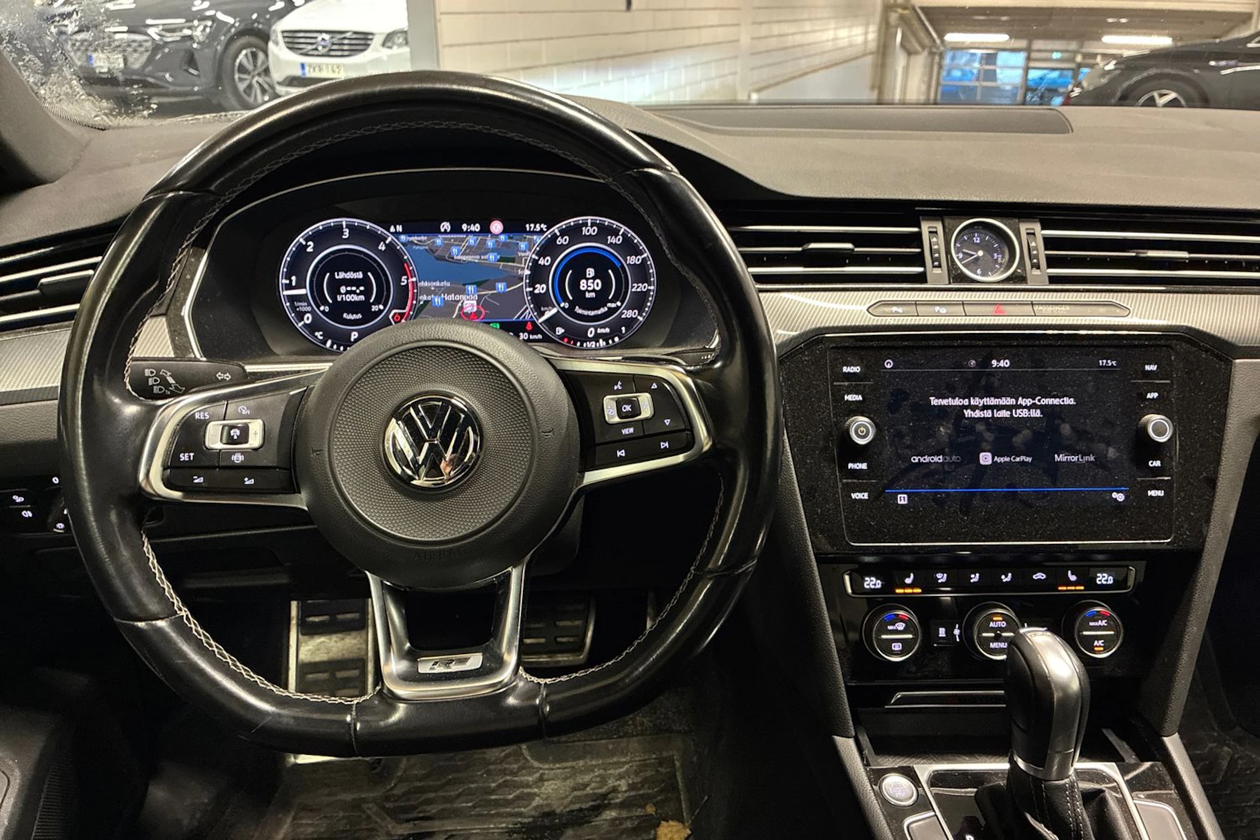 keltainen Volkswagen Arteon 2019 kuva 4.