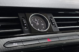 Musta Volkswagen Arteon 2019 kuva 22.