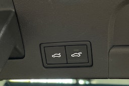 Musta Volkswagen Arteon 2019 kuva 41.