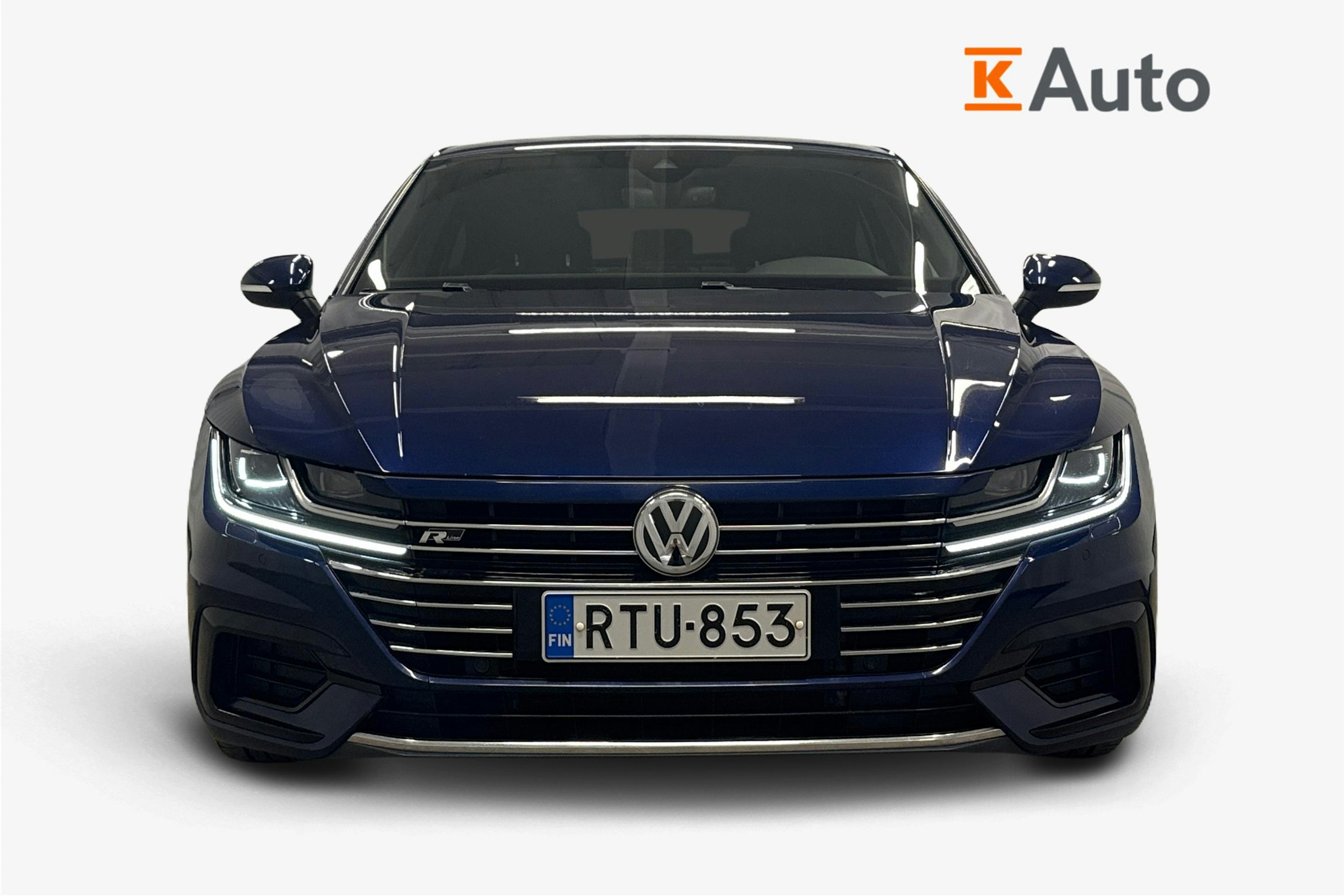 sininen Volkswagen Arteon 2019 kuva 5.