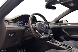 sininen Volkswagen Arteon 2019 kuva 7.