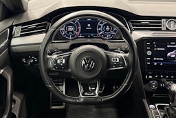 sininen Volkswagen Arteon 2019 kuva 14.