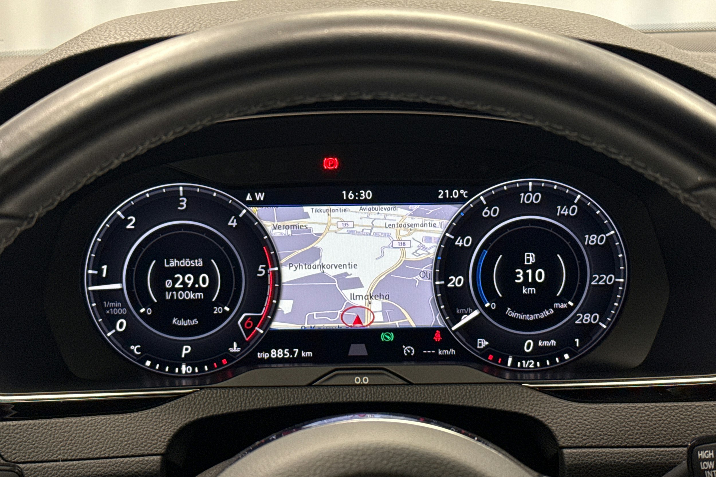 sininen Volkswagen Arteon 2019 kuva 17.