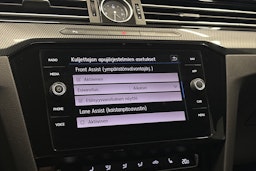 sininen Volkswagen Arteon 2019 kuva 22.