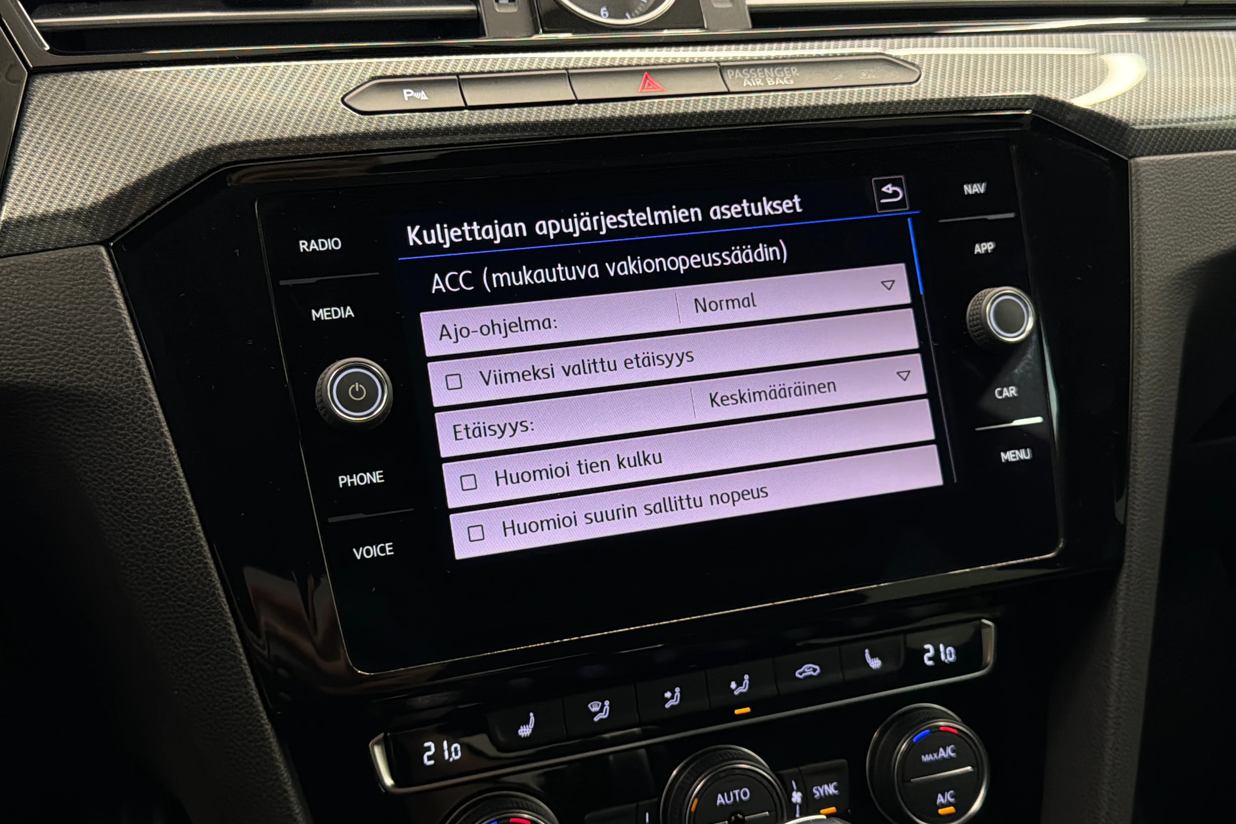 met. musta Volkswagen Arteon 2019 kuva 25.