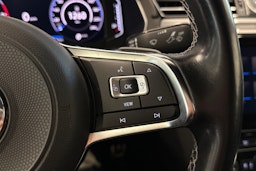 sininen Volkswagen Arteon 2020 kuva 21.