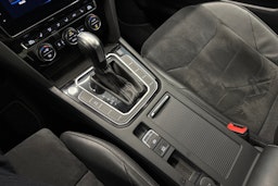 sininen Volkswagen Arteon 2020 kuva 25.