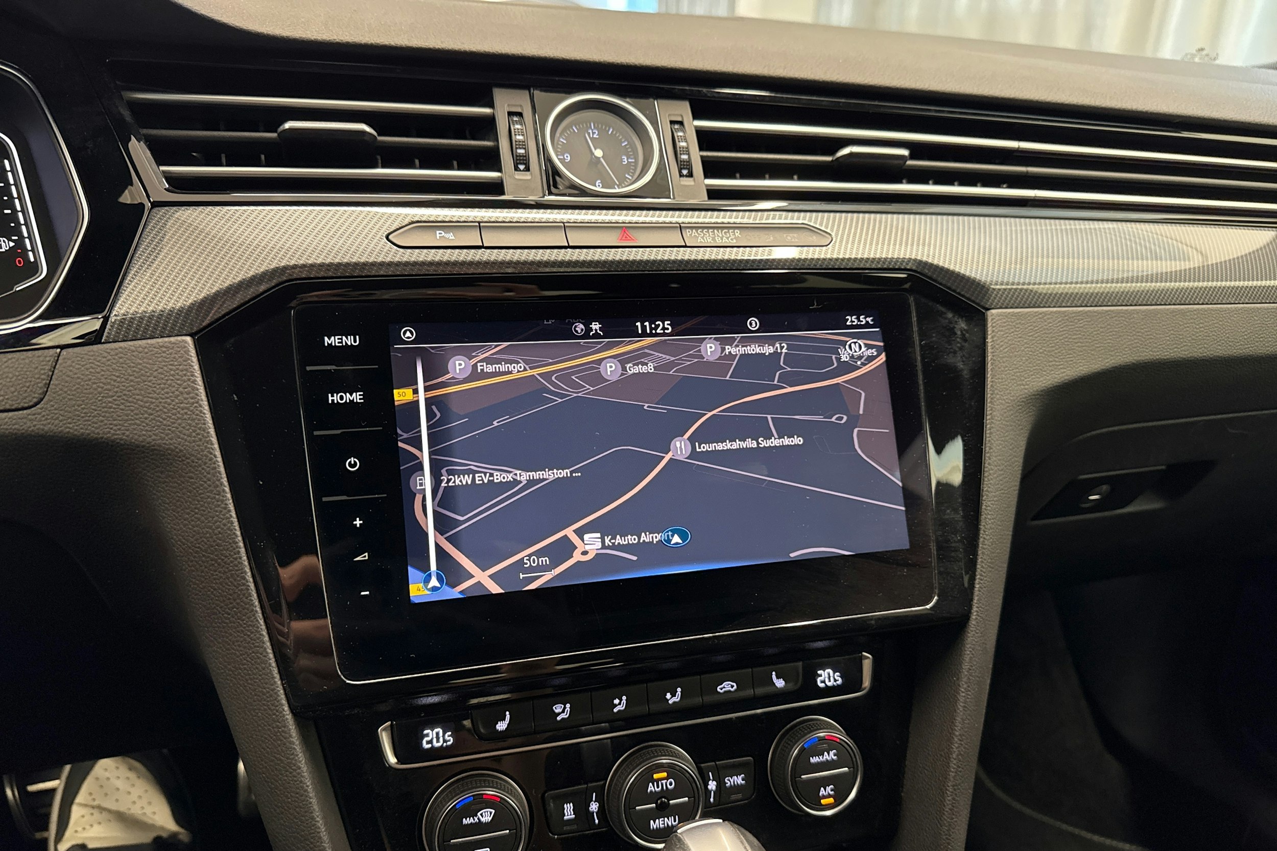 sininen Volkswagen Arteon 2020 kuva 28.