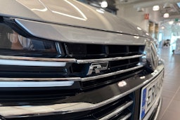 sininen Volkswagen Arteon 2020 kuva 36.