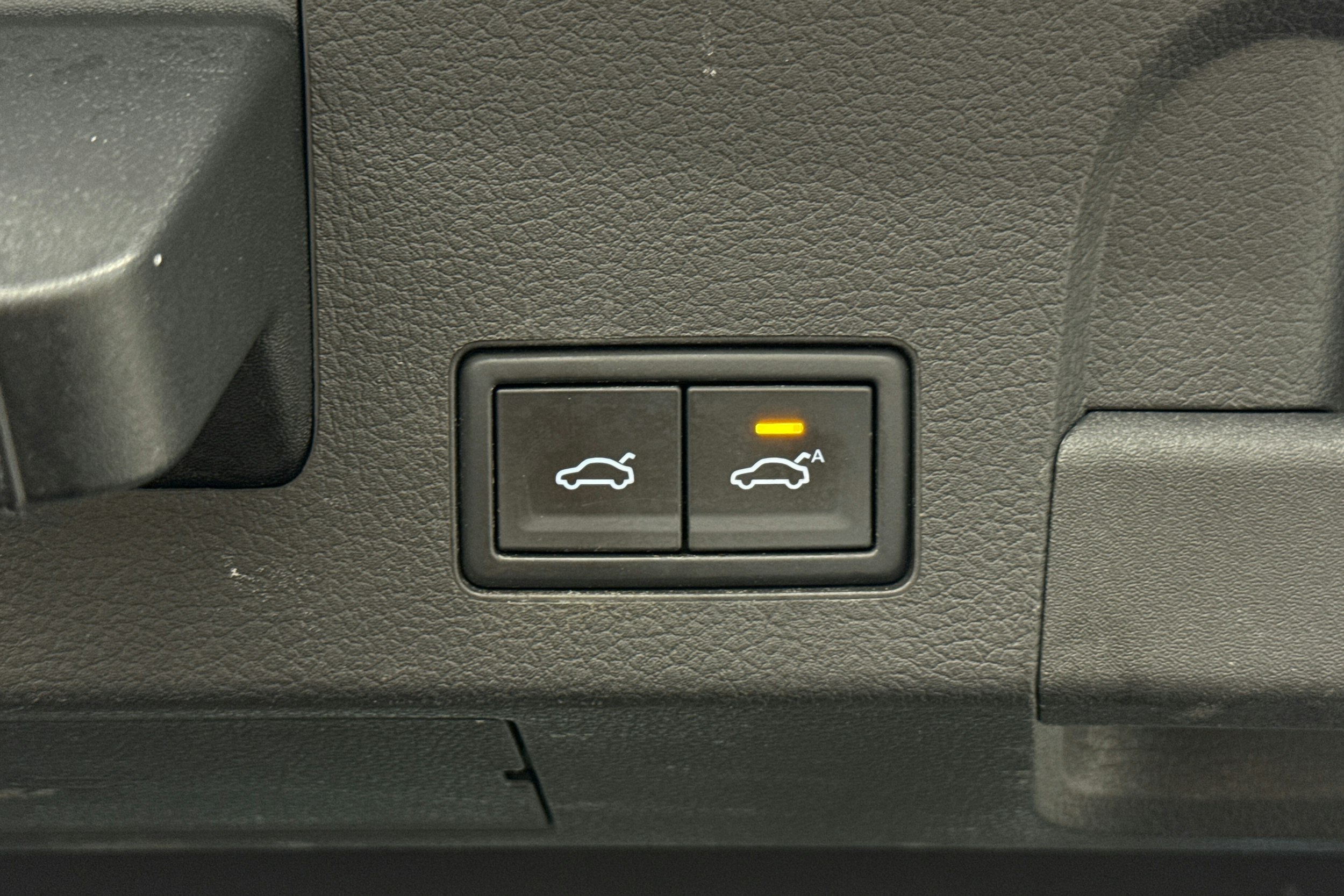 sininen Volkswagen Arteon 2020 kuva 38.
