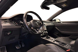 musta Volkswagen Arteon 2020 kuva 6.