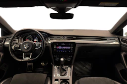 musta Volkswagen Arteon 2020 kuva 7.