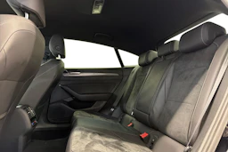 musta Volkswagen Arteon 2020 kuva 8.