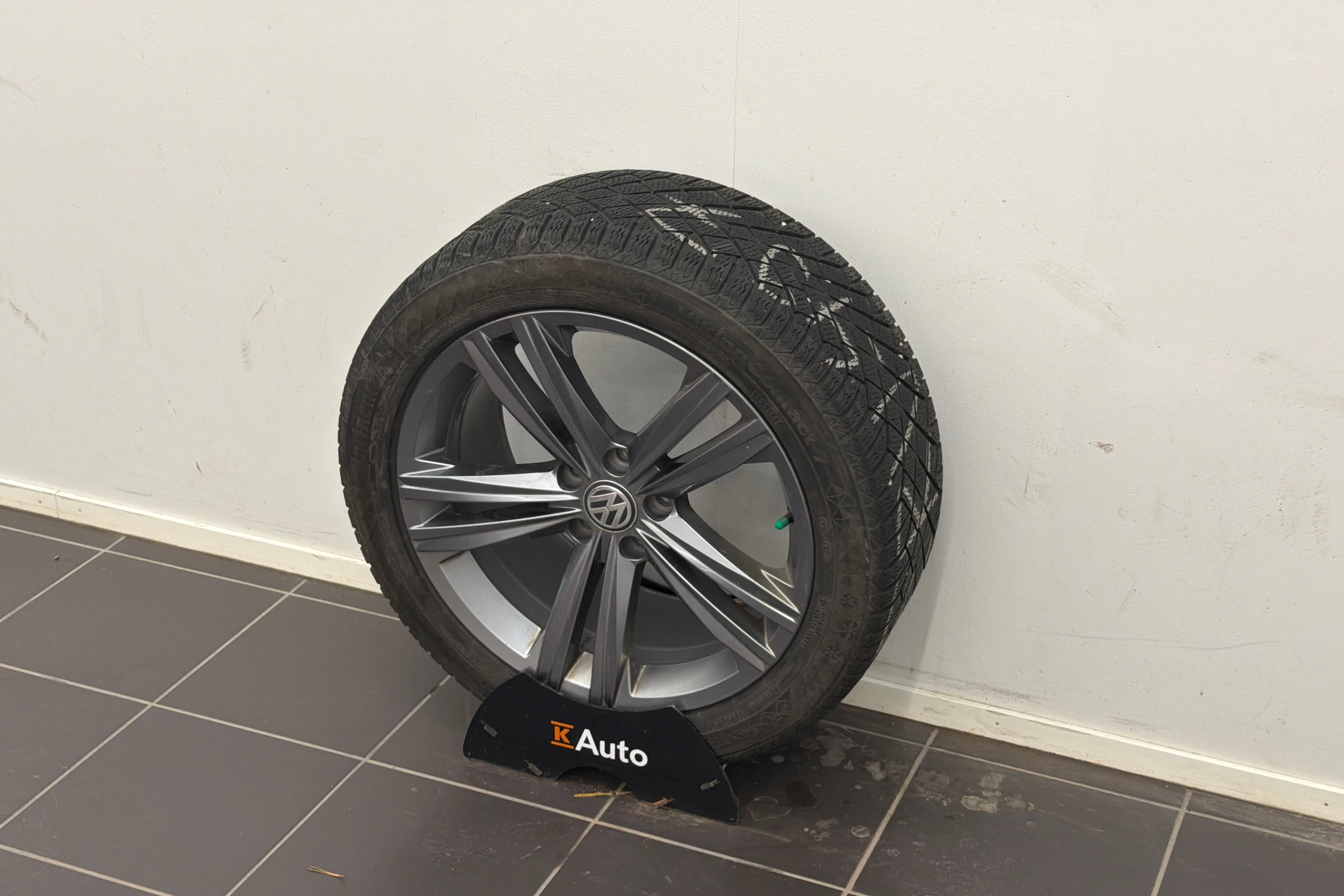 musta Volkswagen Arteon 2020 kuva 10.
