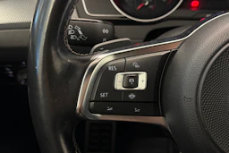 musta Volkswagen Arteon 2020 kuva 18.