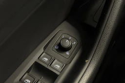 musta Volkswagen Arteon 2020 kuva 22.