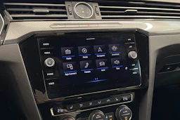 musta Volkswagen Arteon 2020 kuva 25.