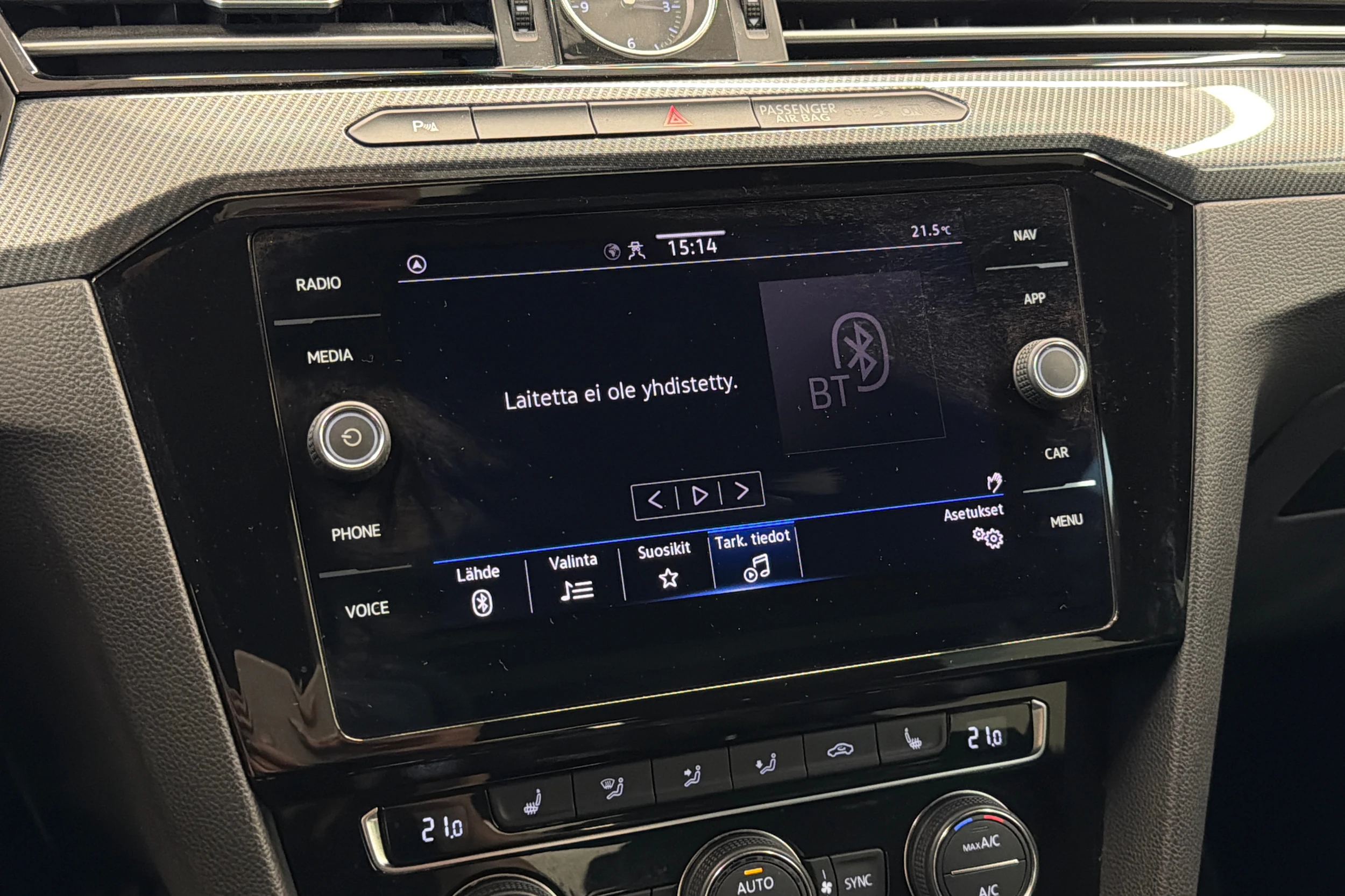 musta Volkswagen Arteon 2020 kuva 26.
