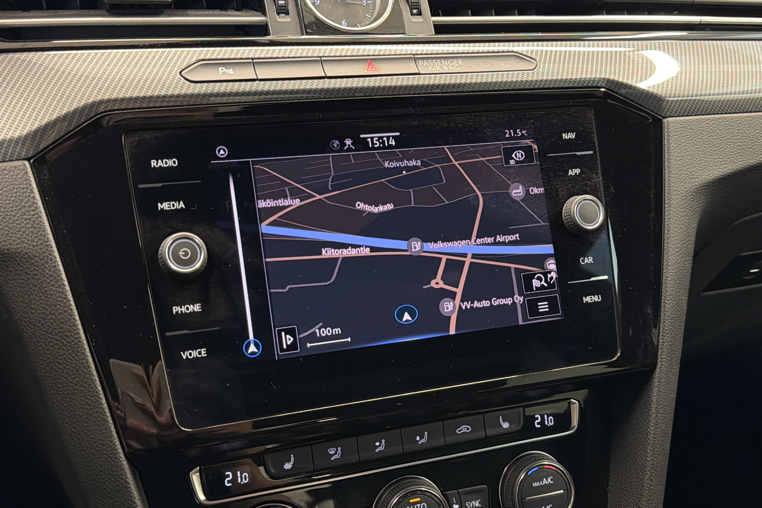 musta Volkswagen Arteon 2020 kuva 27.