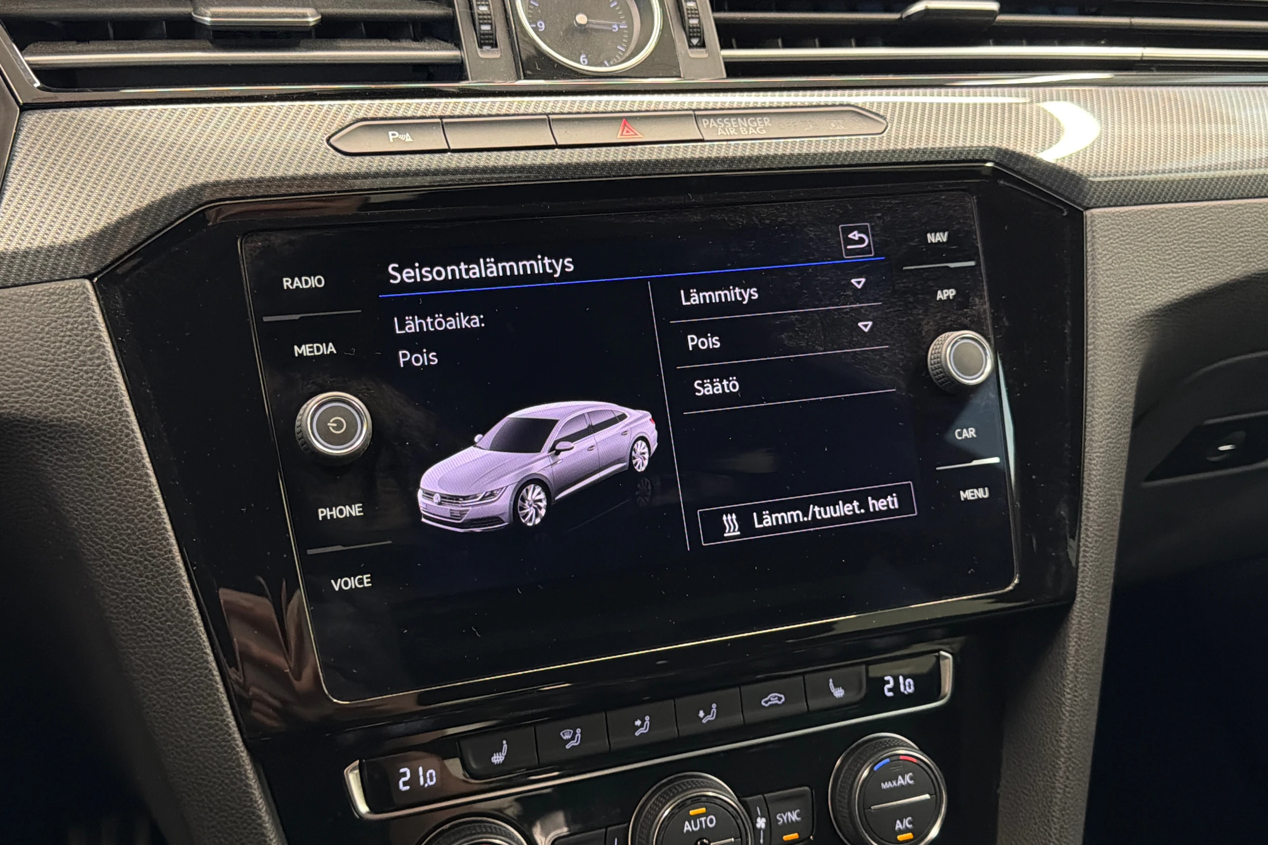 musta Volkswagen Arteon 2020 kuva 31.