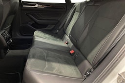 valkoinen Volkswagen Arteon 2021 kuva 8.