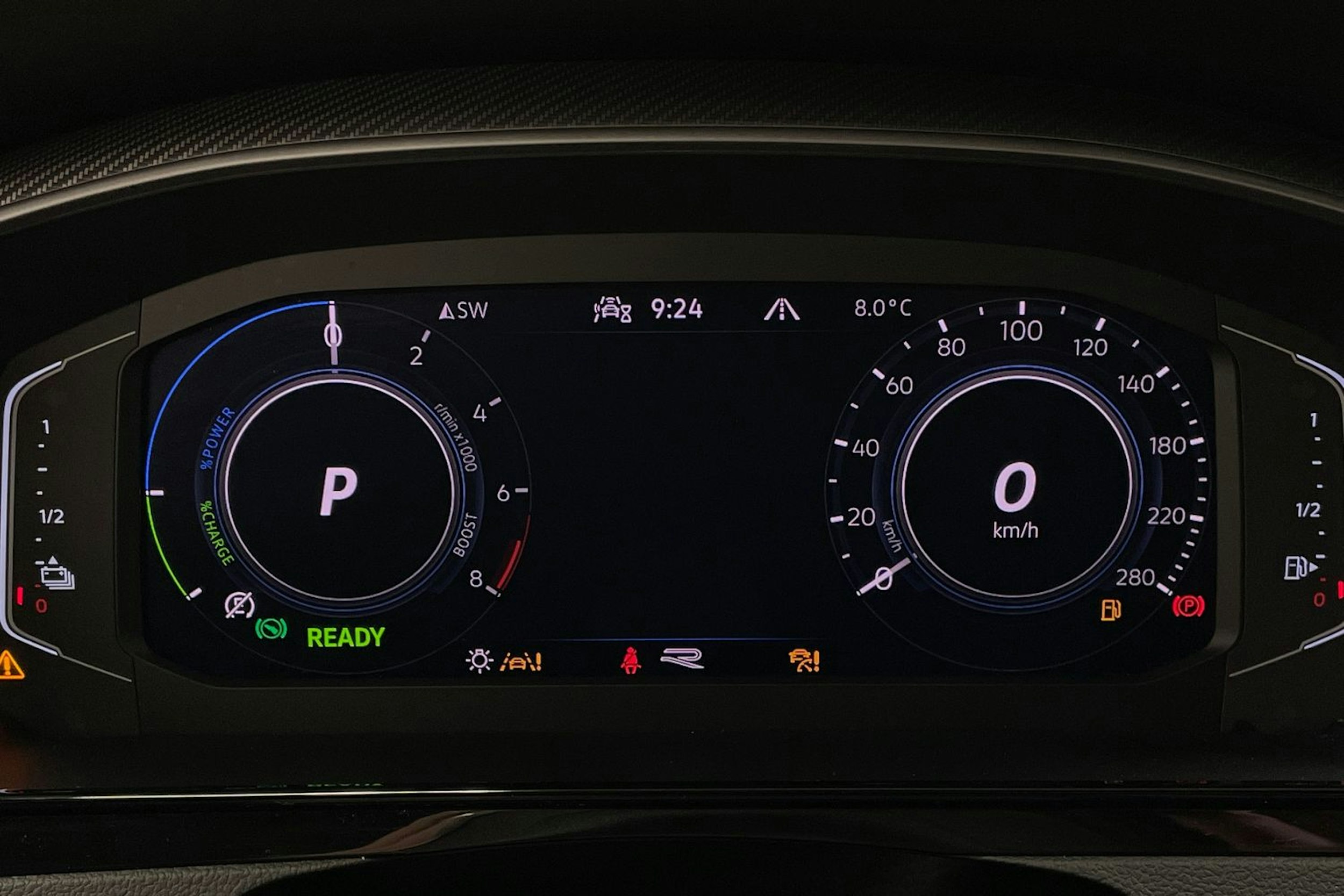 valkoinen Volkswagen Arteon 2021 kuva 16.