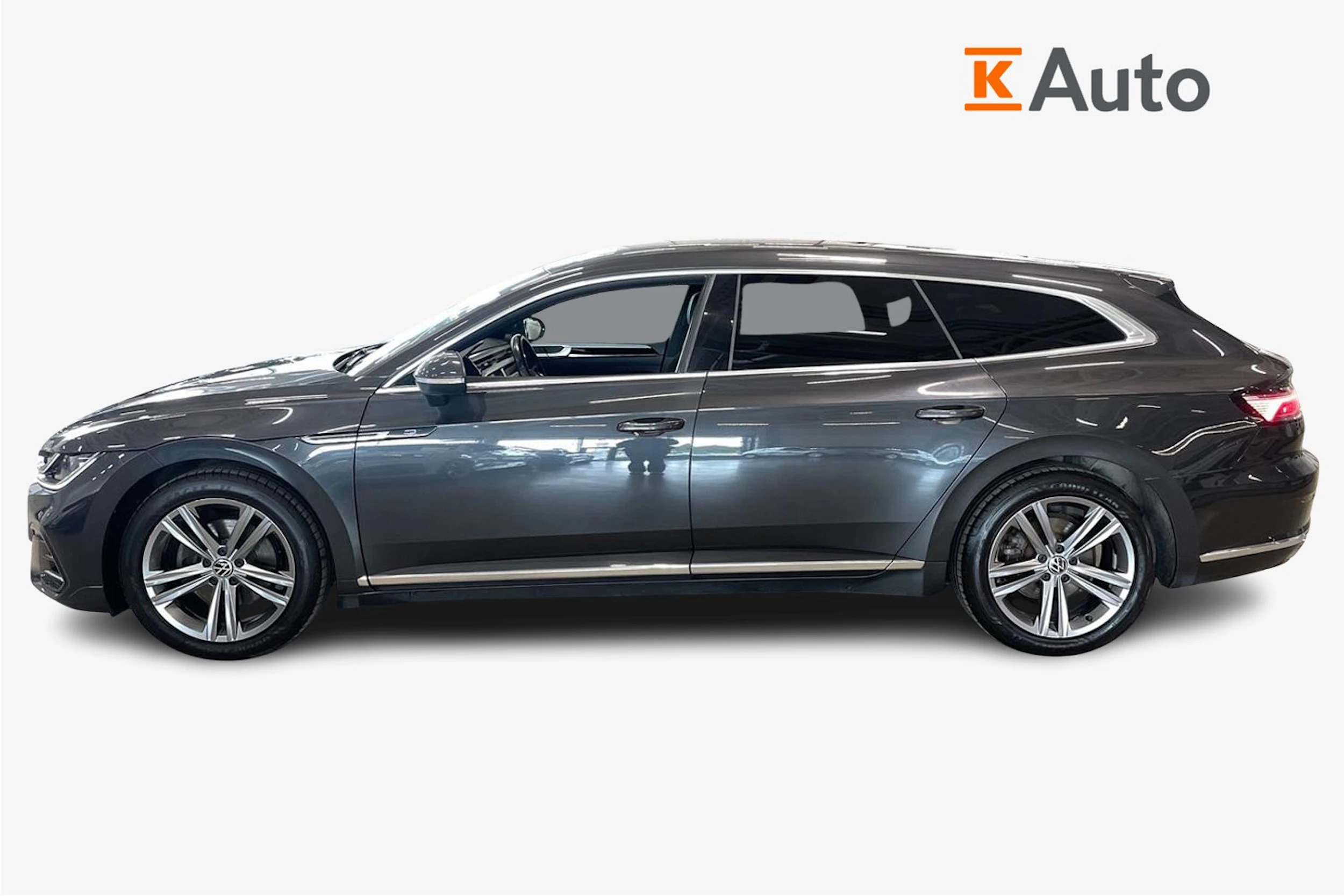 harmaa Volkswagen Arteon 2021 kuva 5.