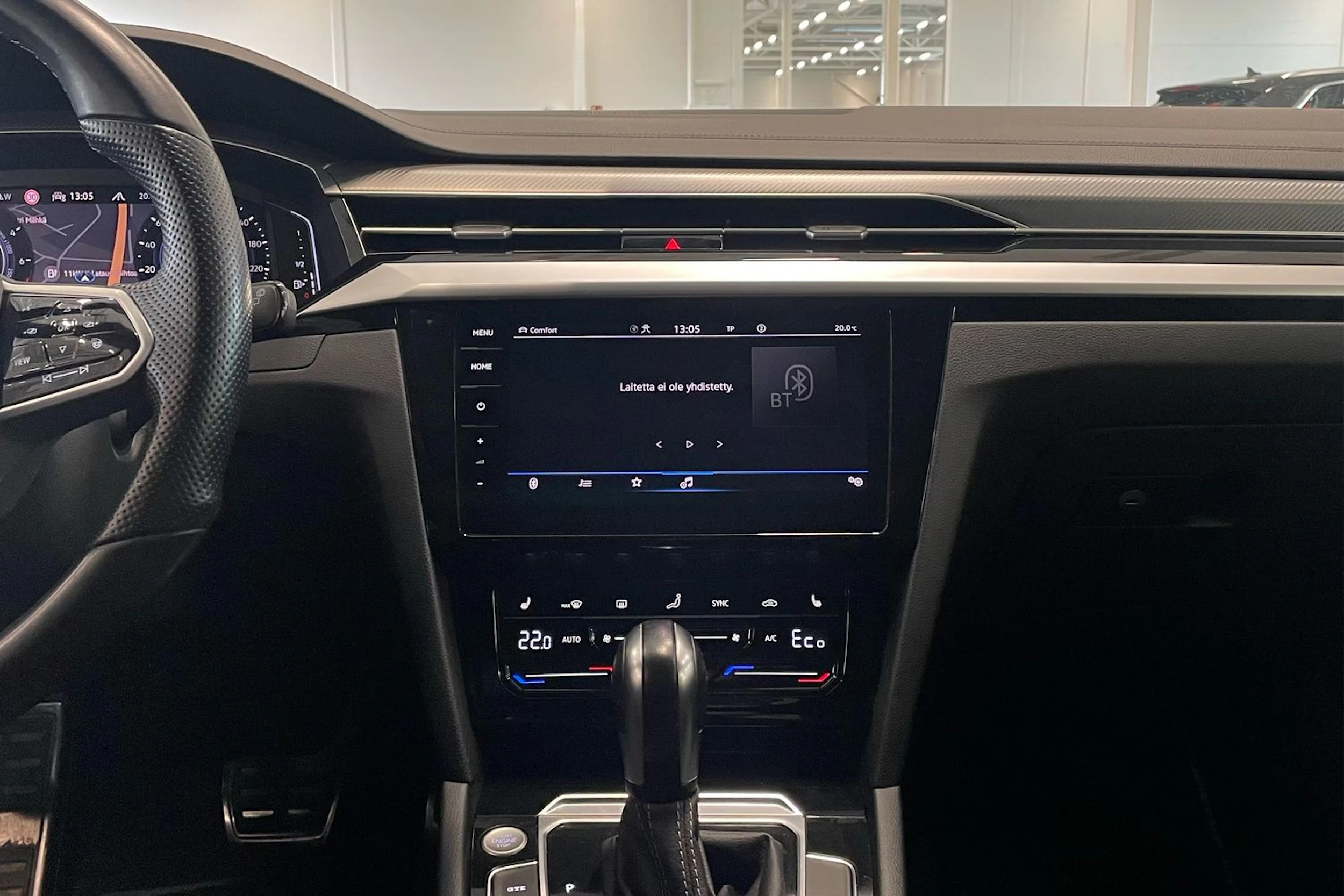 harmaa Volkswagen Arteon 2021 kuva 19.