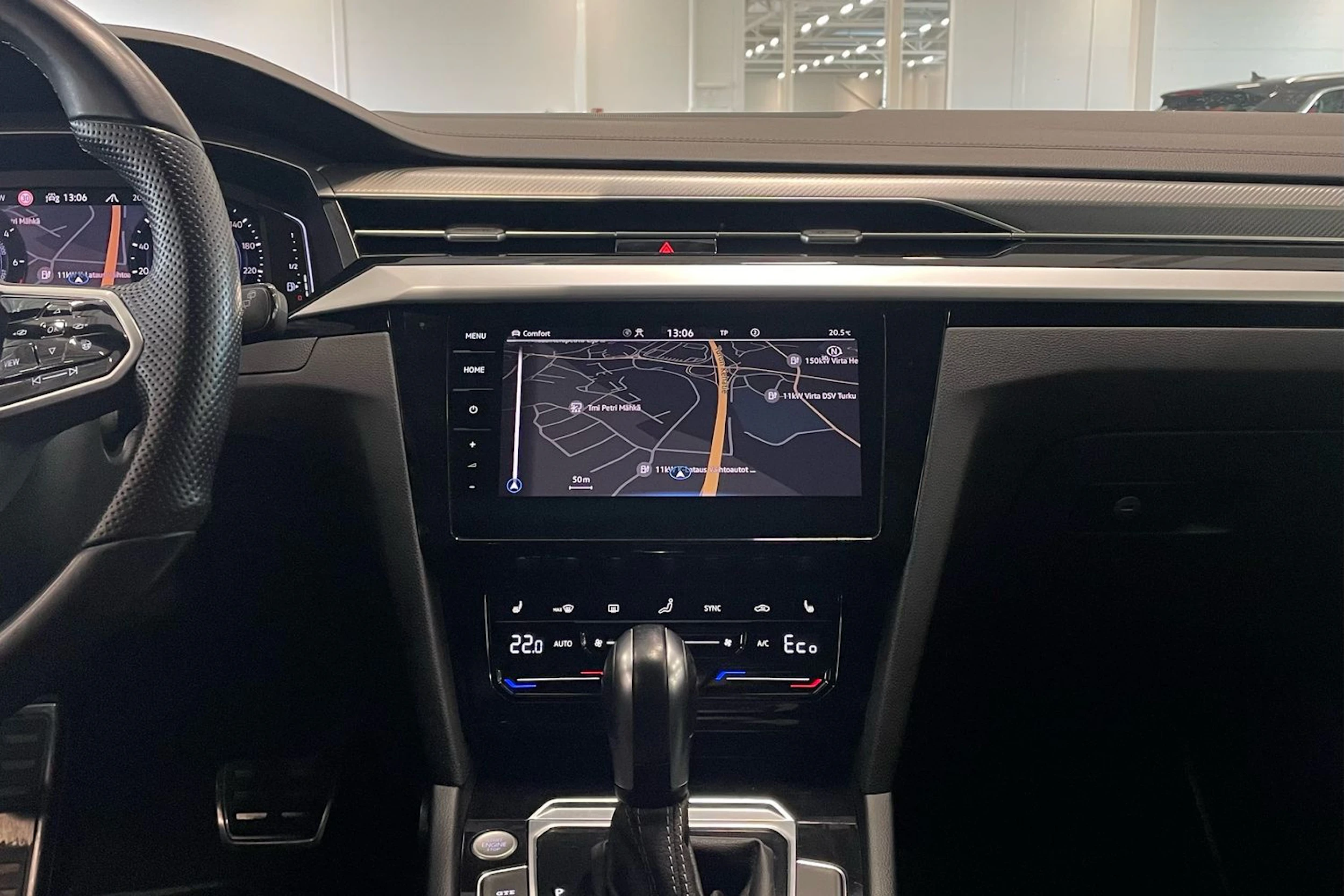 harmaa Volkswagen Arteon 2021 kuva 21.
