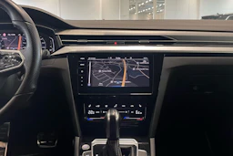 harmaa Volkswagen Arteon 2021 kuva 21.
