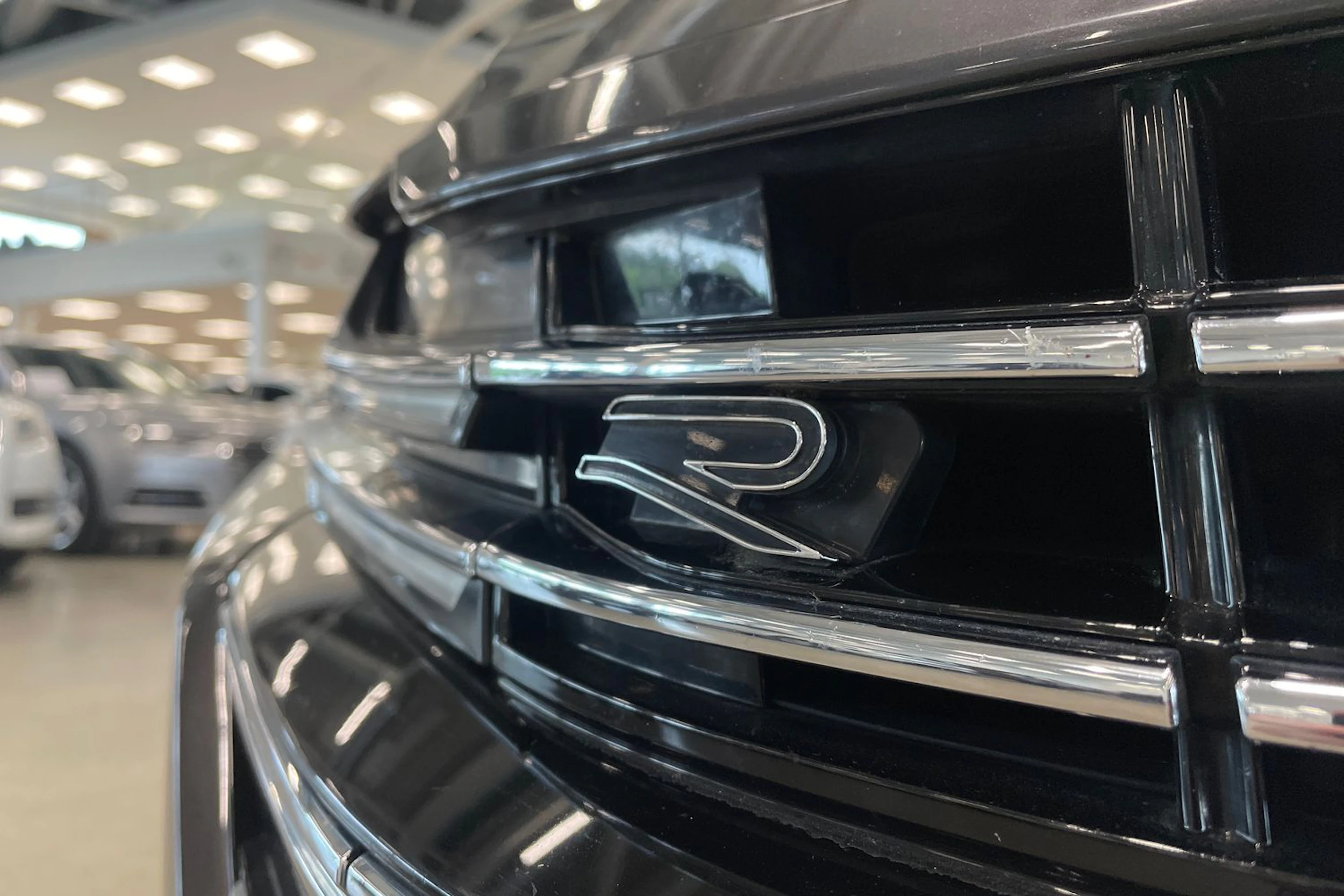 harmaa Volkswagen Arteon 2021 kuva 32.