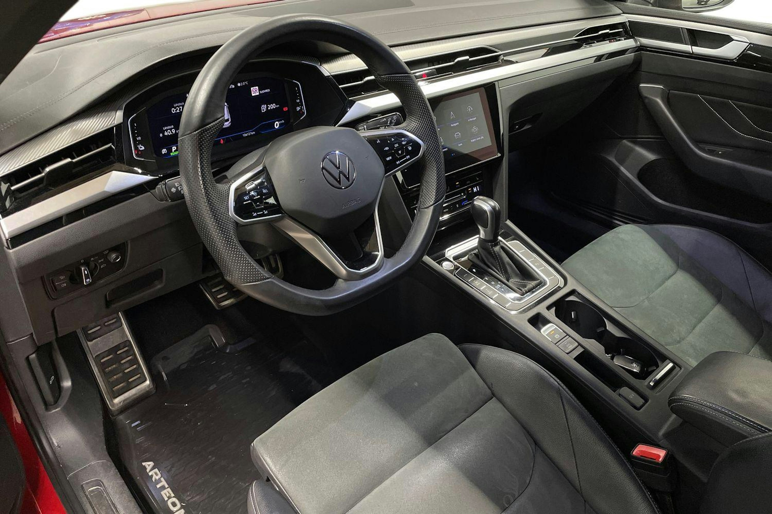 punainen Volkswagen Arteon 2021 kuva 7.