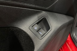 punainen Volkswagen Arteon 2021 kuva 26.