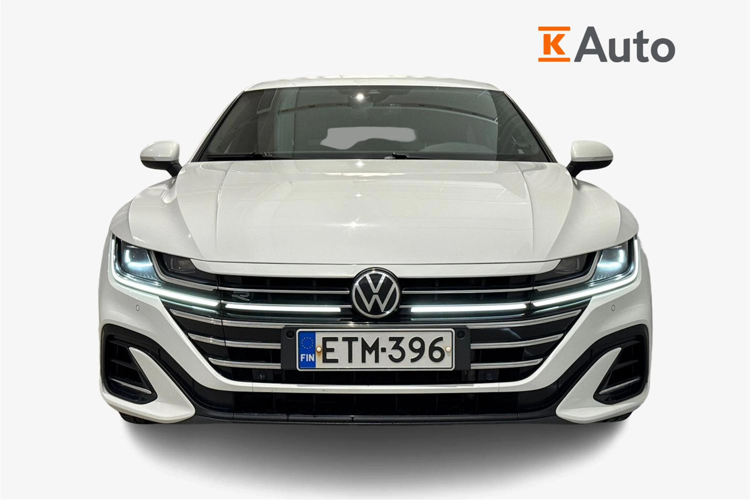 valkoinen Volkswagen Arteon 2021 kuva 4.