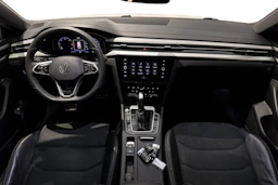 valkoinen Volkswagen Arteon 2021 kuva 7.