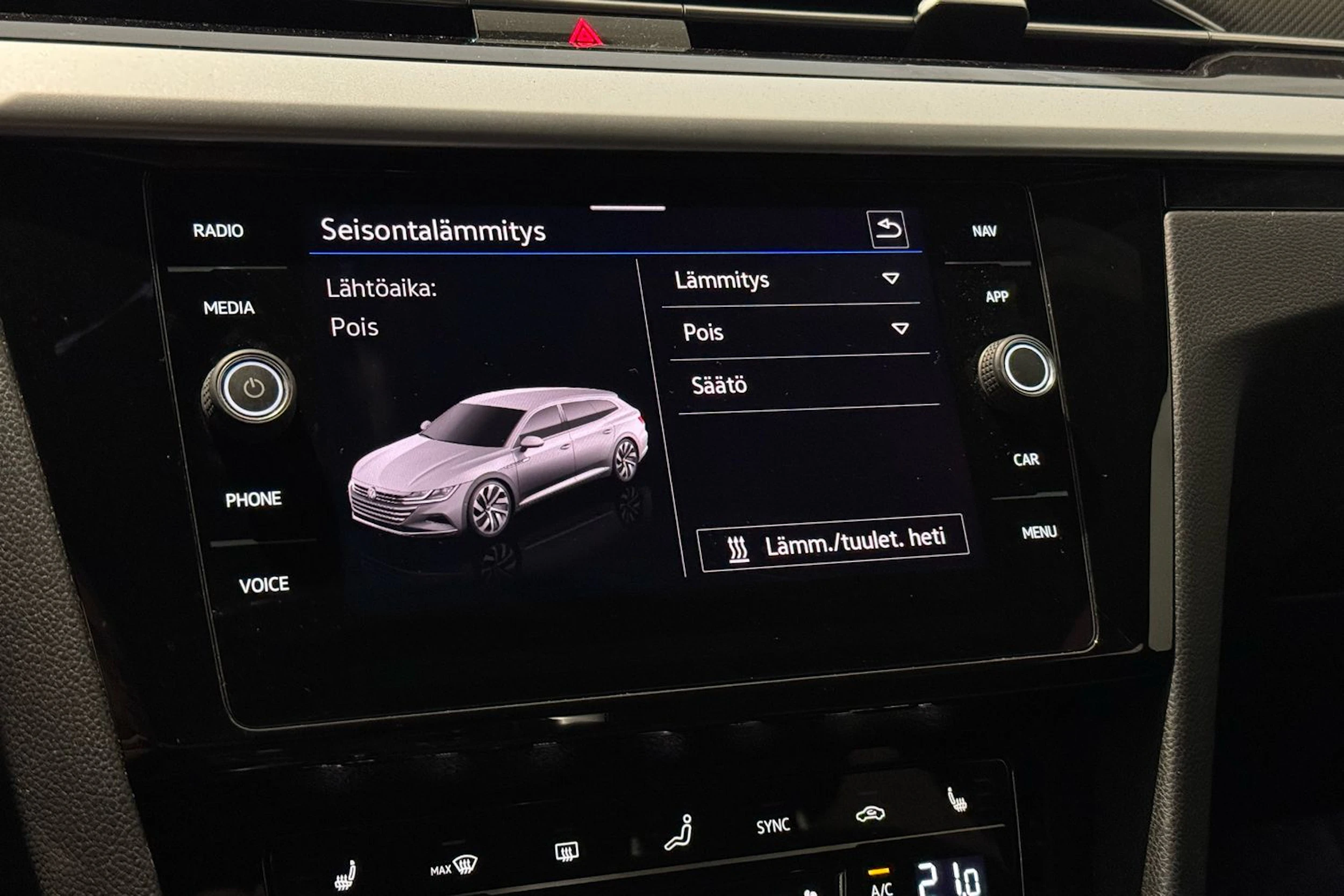 valkoinen Volkswagen Arteon 2021 kuva 25.