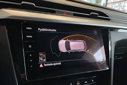 harmaa Volkswagen Arteon 2021 kuva 22.