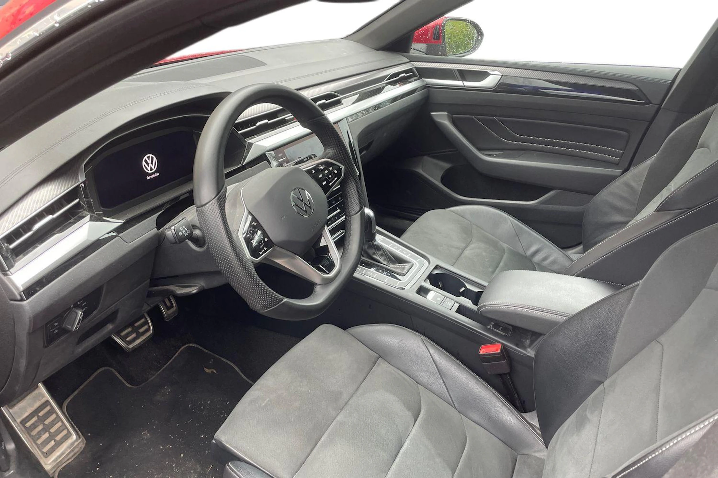punainen Volkswagen Arteon 2021 kuva 3.