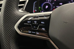 musta Volkswagen Arteon 2021 kuva 14.