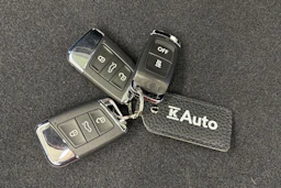 musta Volkswagen Arteon 2021 kuva 25.