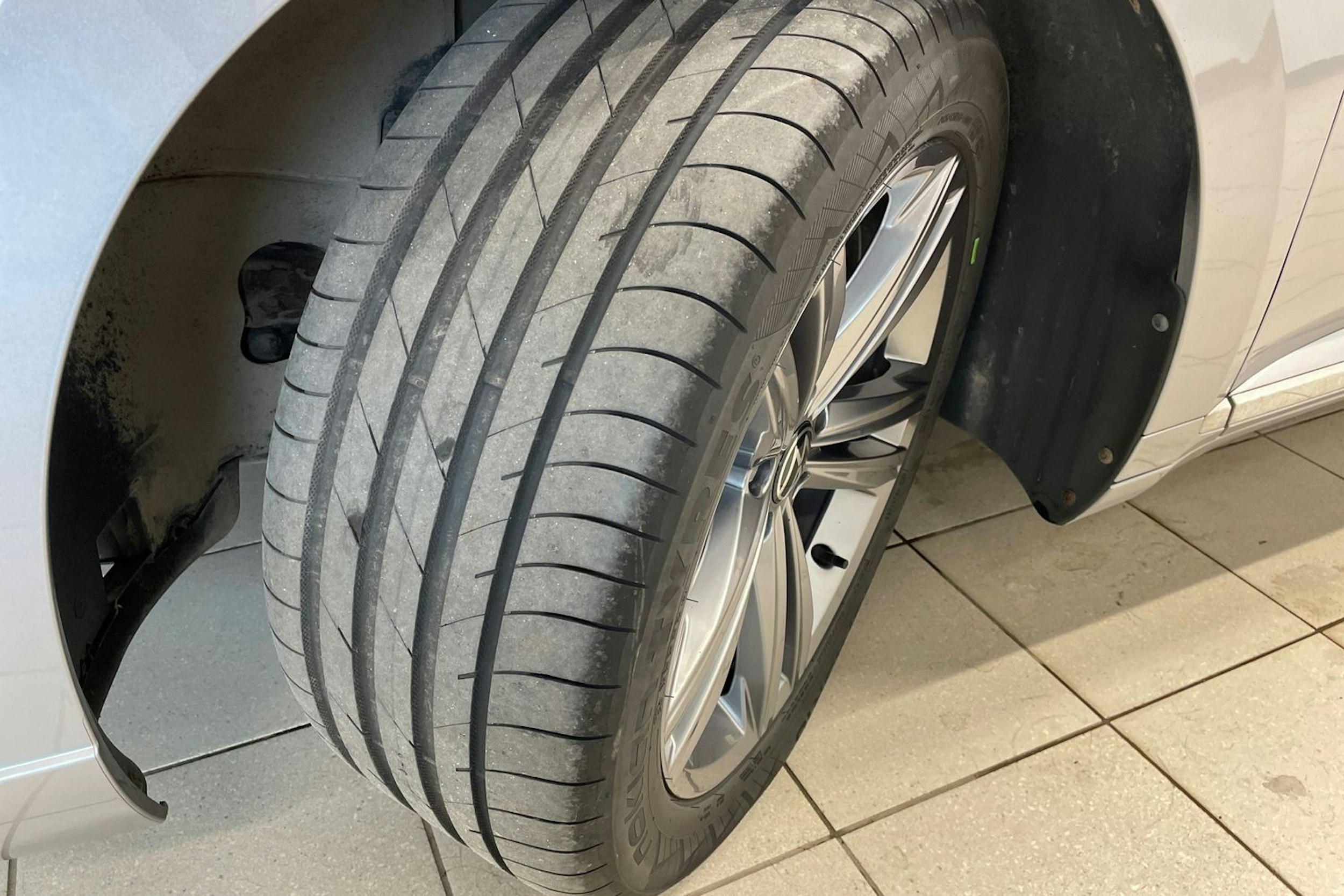hopea Volkswagen ARTEON 2021 kuva 13.