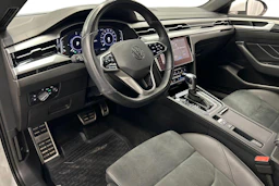 valkoinen Volkswagen Arteon 2021 kuva 6.