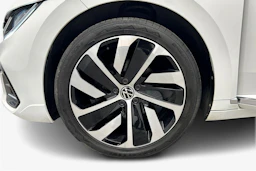 valkoinen Volkswagen Arteon 2021 kuva 9.