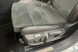 Harmaa Volkswagen Arteon 2021 kuva 15.