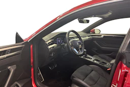 punainen Volkswagen Arteon 2021 kuva 8.