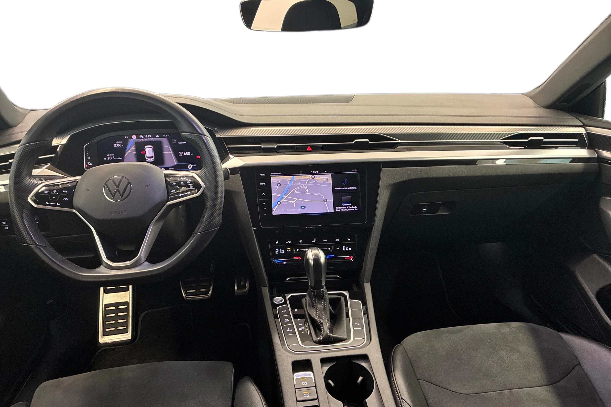 punainen Volkswagen Arteon 2021 kuva 9.